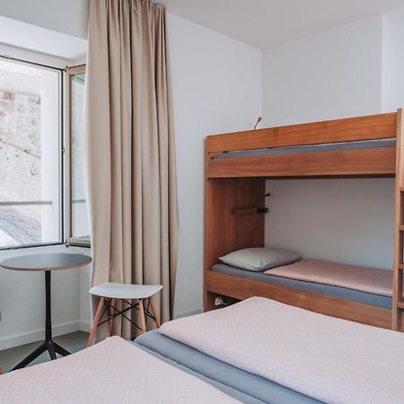 Montreux Youth Hostel Eksteriør billede